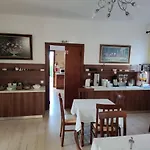 Vontzos Hotel