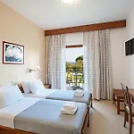 Vontzos 2* Achladies (Skiathos)