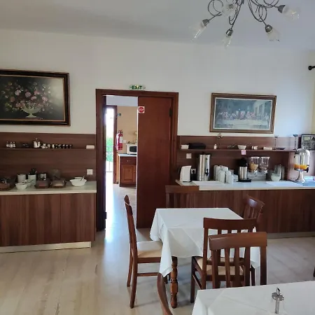 Vontzos Hotel