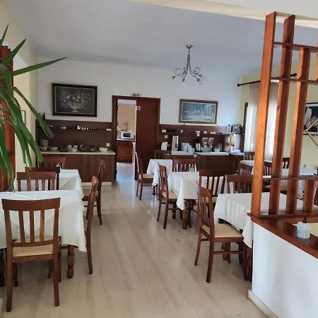 Vontzos Otel