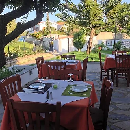Vontzos Hotel