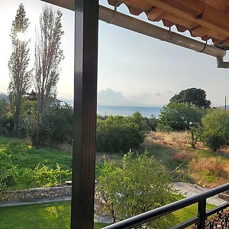 Vontzos Hotel