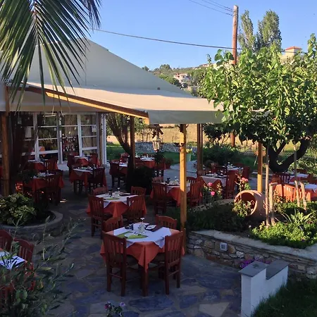 Vontzos ホテル Achladies