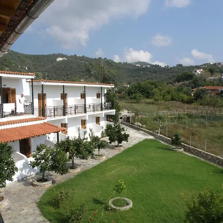 Hotel Vontzos 2*