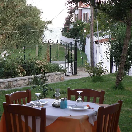 Vontzos Hotel 2*