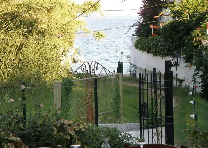 Vontzos Ξενοδοχείο Αχλαδιές