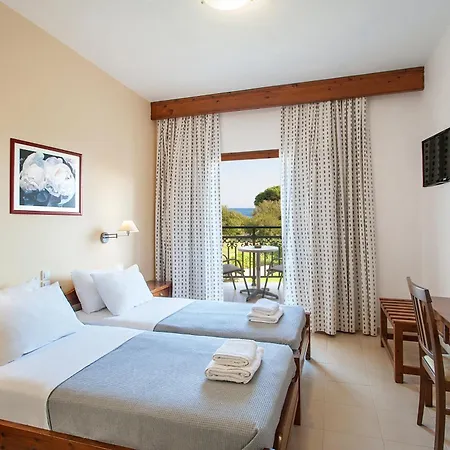 Vontzos 2* Achladies (Skiathos)