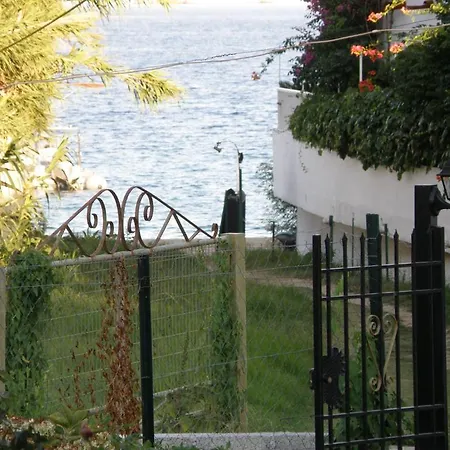 Vontzos Achladies (Skiathos)