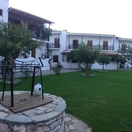 Hotell Vontzos Achladies (Skiathos)